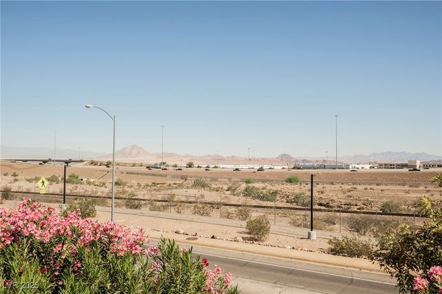 138 Camino Capri, Henderson, NV 89012