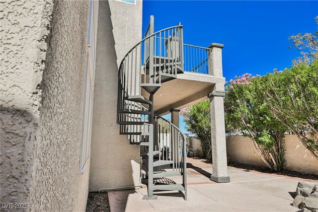 138 Camino Capri, Henderson, NV 89012