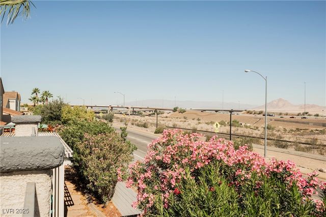 138 Camino Capri, Henderson, NV 89012