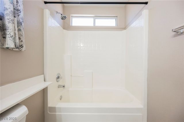 138 Camino Capri, Henderson, NV 89012