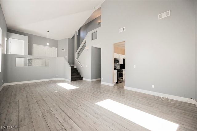 138 Camino Capri, Henderson, NV 89012