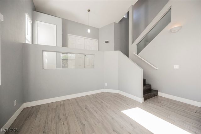 138 Camino Capri, Henderson, NV 89012