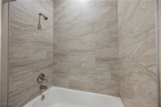 138 Camino Capri, Henderson, NV 89012