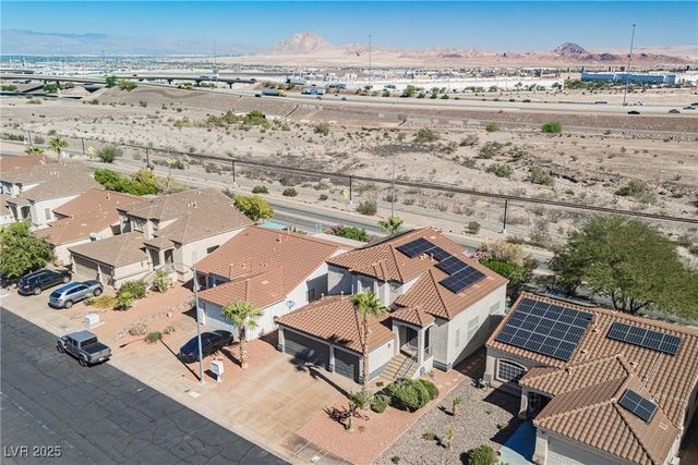 138 Camino Capri, Henderson, NV 89012