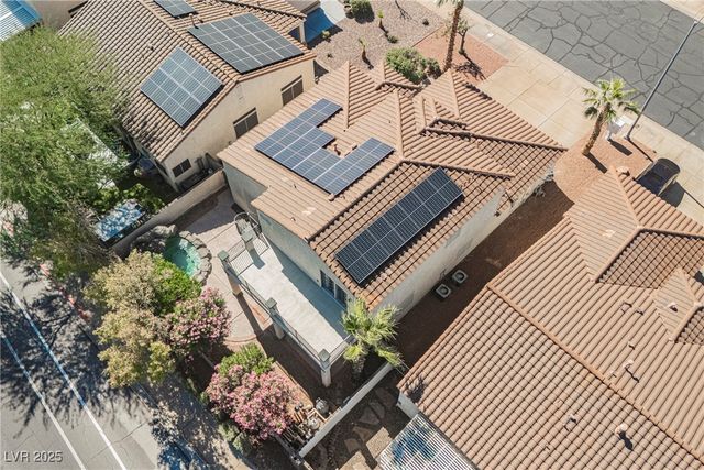 138 Camino Capri, Henderson, NV 89012