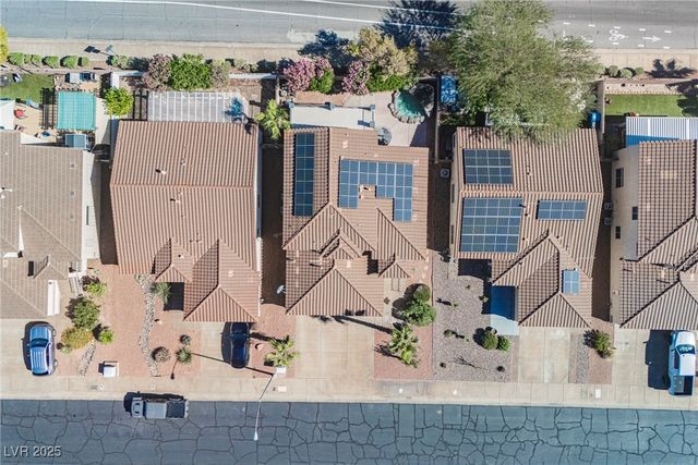 138 Camino Capri, Henderson, NV 89012