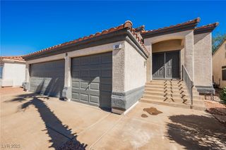 138 Camino Capri, Henderson, NV 89012
