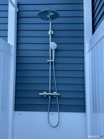 17 W Orland Street, Milford, CT 06460