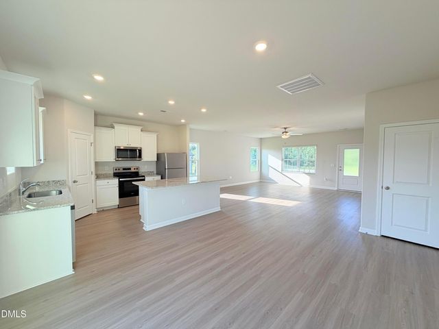 11764 International Drive, Middlesex, NC 27557
