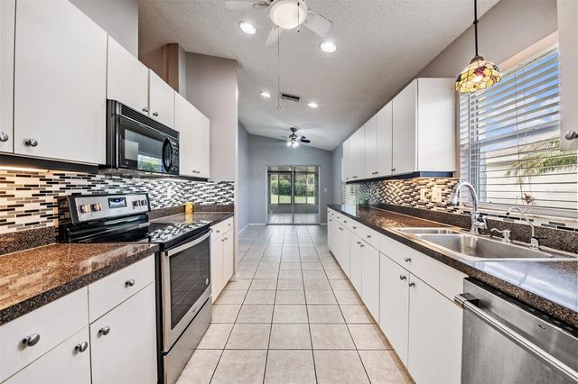 920 VILLEROY GREENS DRIVE, Sun City Center, FL 33573