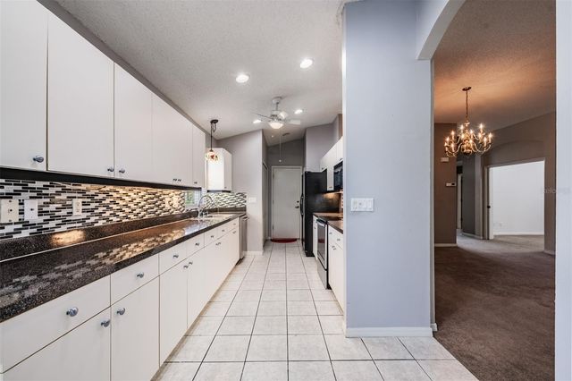 920 VILLEROY GREENS DRIVE, Sun City Center, FL 33573