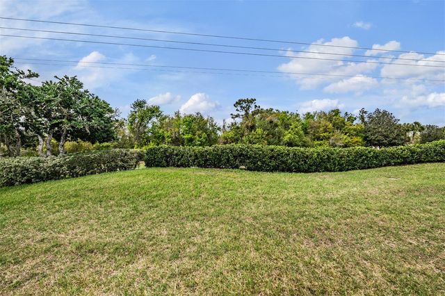 920 VILLEROY GREENS DRIVE, Sun City Center, FL 33573