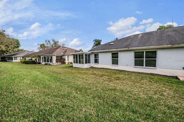 920 VILLEROY GREENS DRIVE, Sun City Center, FL 33573