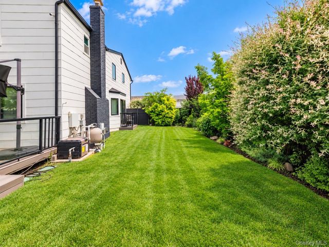 3604 Annette Drive, Oceanside, NY 11572