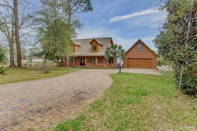 4725 Soundside Dr, Gulf Breeze, FL 32563