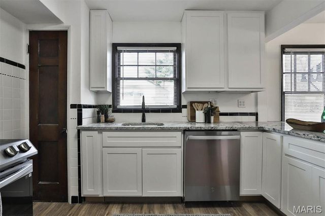 7616 Stanwood Drive, St Louis, MO 63121