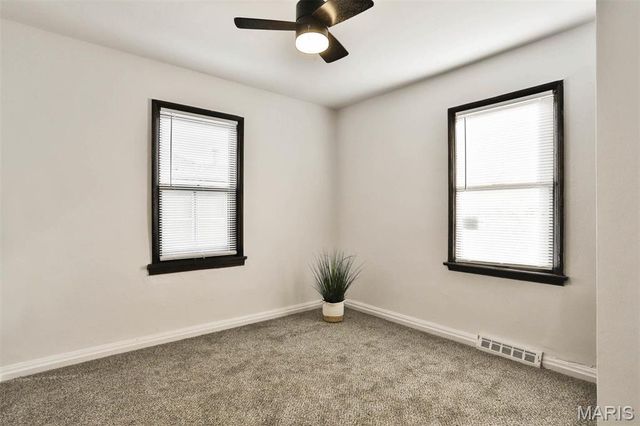 7616 Stanwood Drive, St Louis, MO 63121