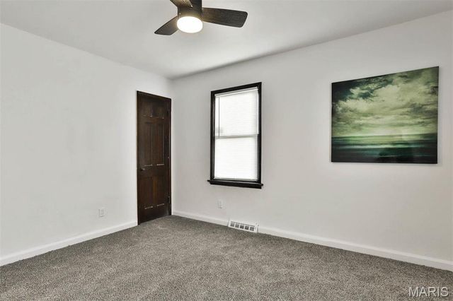 7616 Stanwood Drive, St Louis, MO 63121