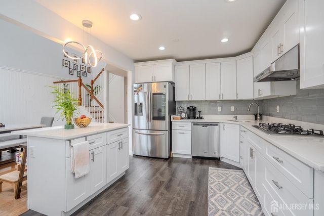 110 Briarwood Drive, North Brunswick, NJ 08902