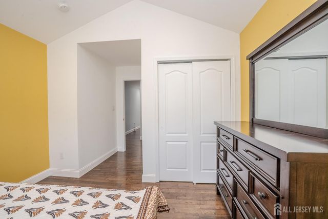 110 Briarwood Drive, North Brunswick, NJ 08902