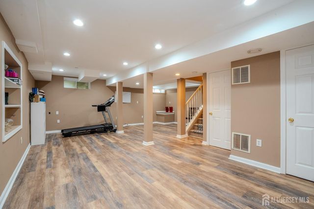 110 Briarwood Drive, North Brunswick, NJ 08902