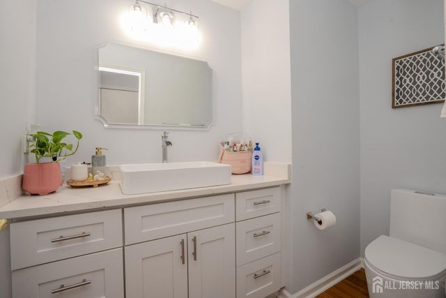 110 Briarwood Drive, North Brunswick, NJ 08902