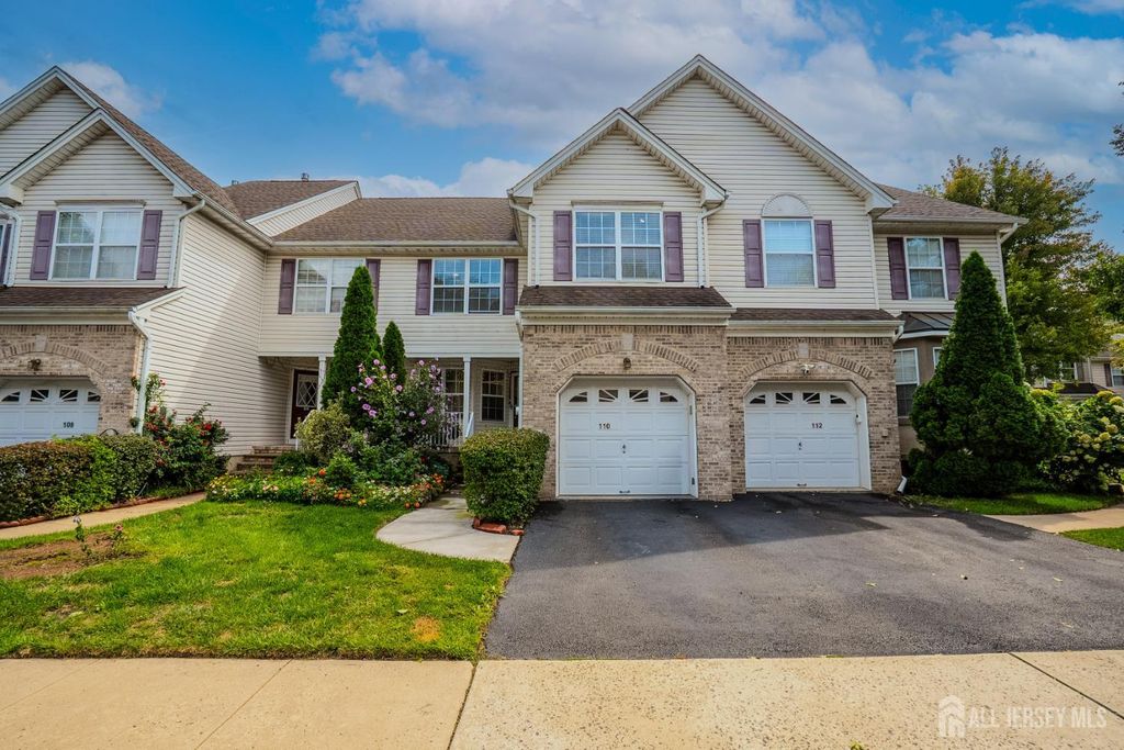 110 Briarwood Drive, North Brunswick, NJ 08902