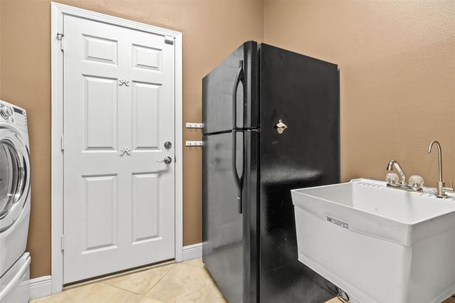 3204 MAPLERIDGE DRIVE, Lutz, FL 33558