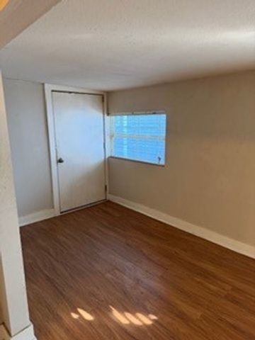 621 W Gandy Street, Denison, TX 75020