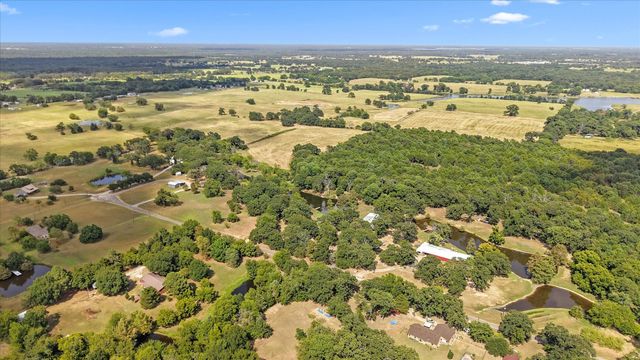 660 Rs County Road 1250, Emory, TX 75440