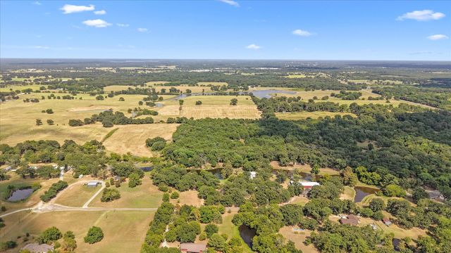 660 Rs County Road 1250, Emory, TX 75440