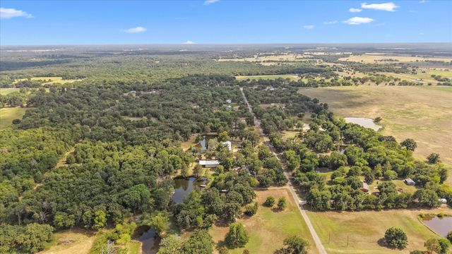 660 Rs County Road 1250, Emory, TX 75440