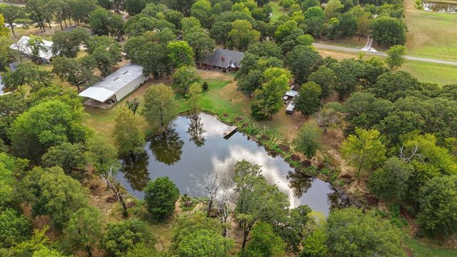 660 Rs County Road 1250, Emory, TX 75440