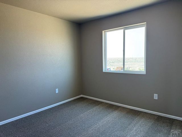 2410 Yankee Ct, Pueblo, CO 81008