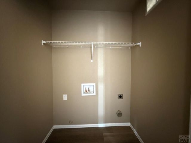 2410 Yankee Ct, Pueblo, CO 81008