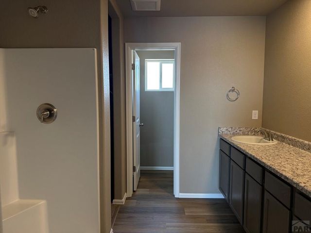 2410 Yankee Ct, Pueblo, CO 81008