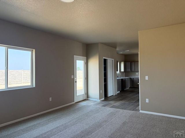 2410 Yankee Ct, Pueblo, CO 81008