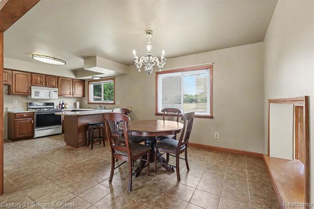 10506 Continental Drive, Taylor, MI 48180