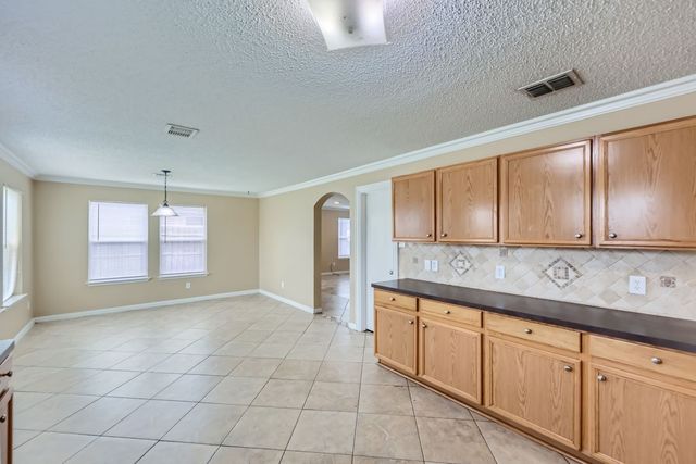 1621 Dragonback Pass, Little Elm, TX 75036
