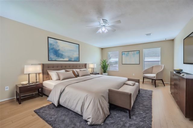 1621 Dragonback Pass, Little Elm, TX 75036