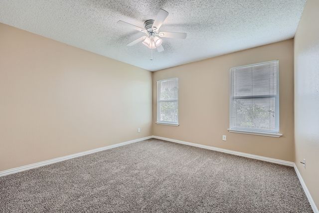 1621 Dragonback Pass, Little Elm, TX 75036