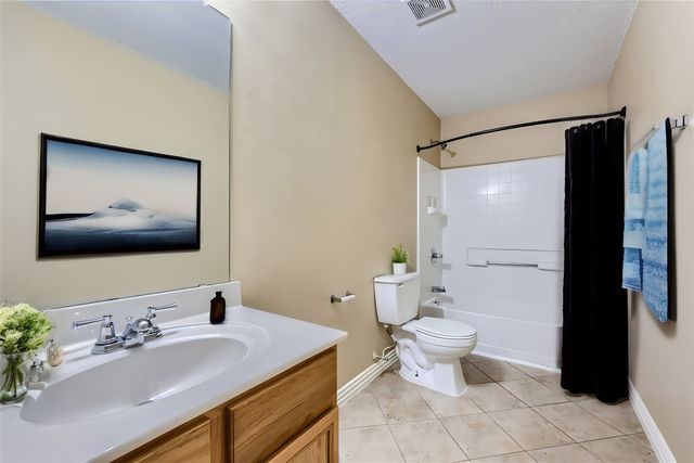 1621 Dragonback Pass, Little Elm, TX 75036