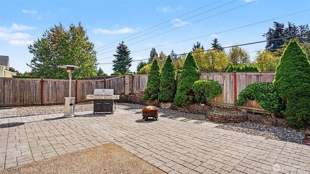 6610 83 Street Ct E, Puyallup, WA 98371