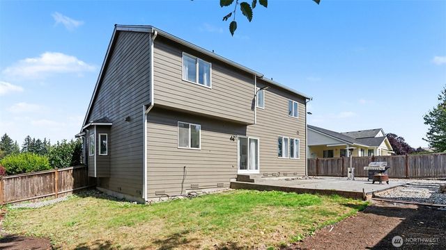 6610 83 Street Ct E, Puyallup, WA 98371