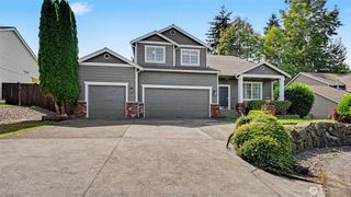 6610 83 Street Ct E, Puyallup, WA 98371