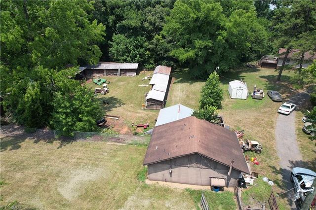 4293 US Highway 158, Advance, NC 27006
