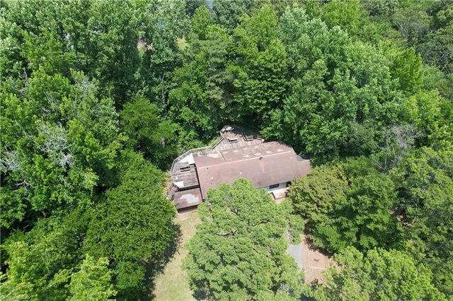 4293 US Highway 158, Advance, NC 27006