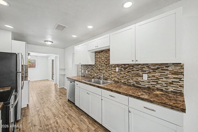 608 N 47TH Place, Phoenix, AZ 85008