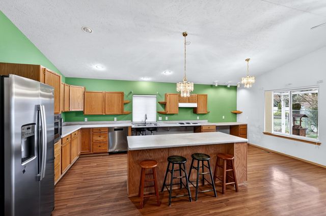 405 S Lucille Ct, Spokane, WA 99216