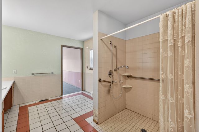 405 S Lucille Ct, Spokane, WA 99216